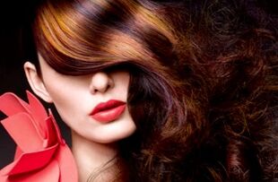 Un xampú seleccionado correctamente dará resultados notables nun mes.